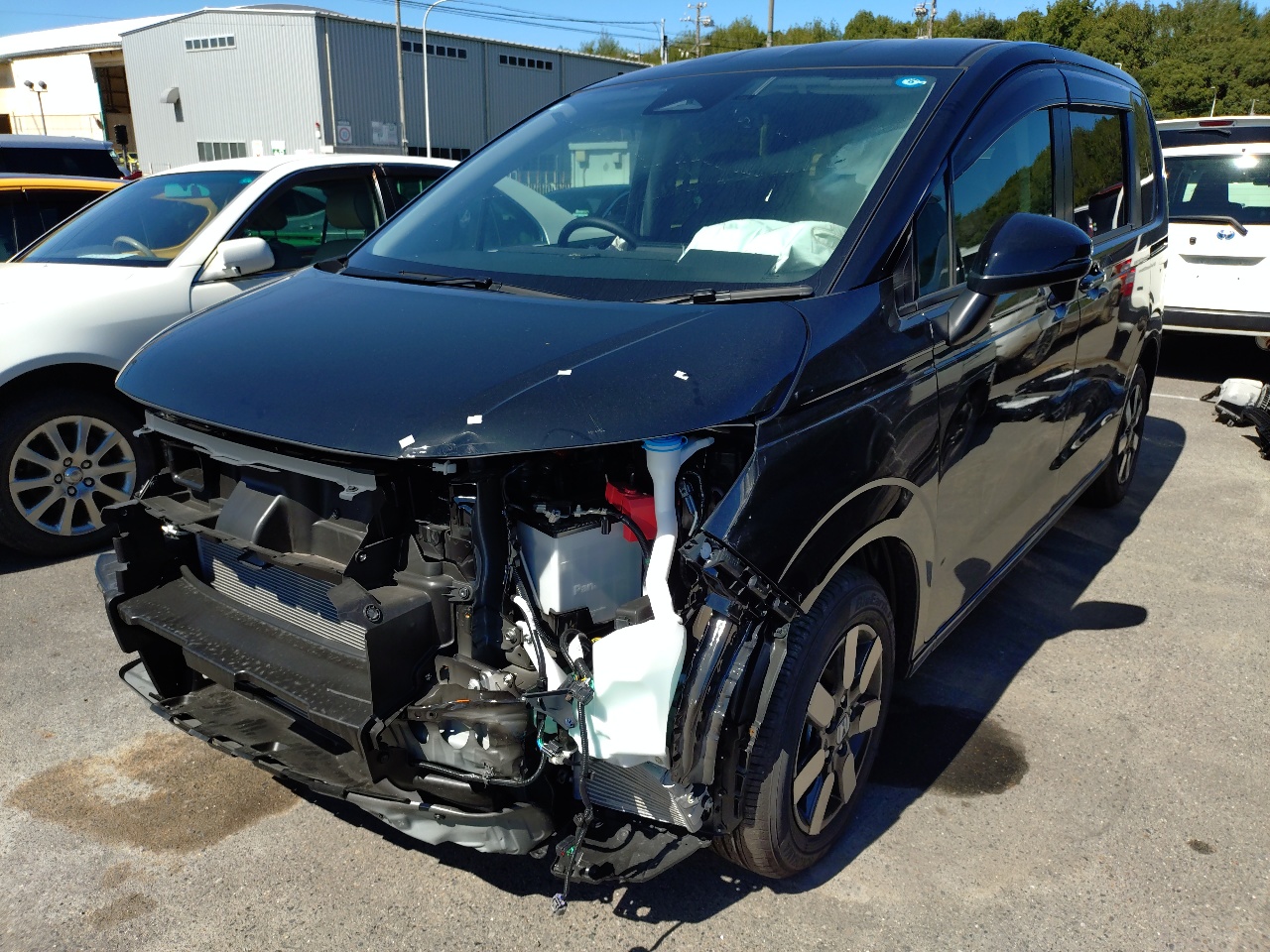 HONDA | FREED | No.1433228 | Damaged